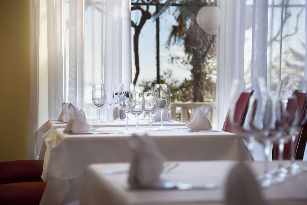 Hotel Kristal - Liburnia Opatija Luaran gambar