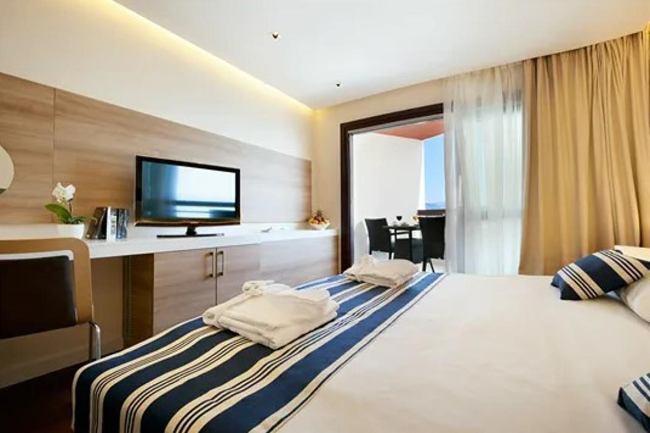 Hotel Kristal - Liburnia Opatija Luaran gambar
