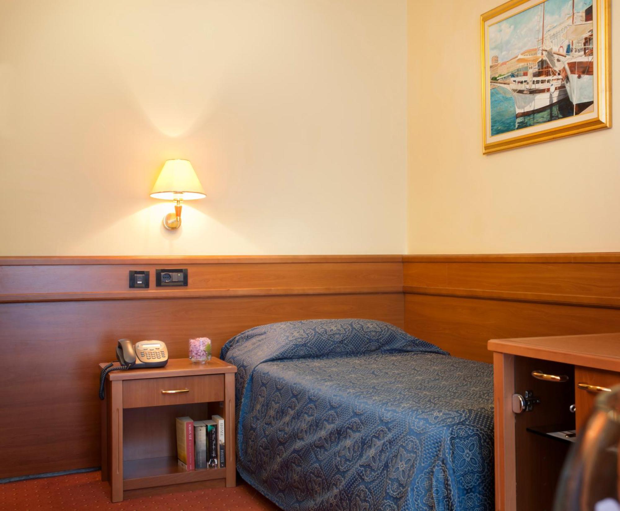 Hotel Kristal - Liburnia Opatija Luaran gambar