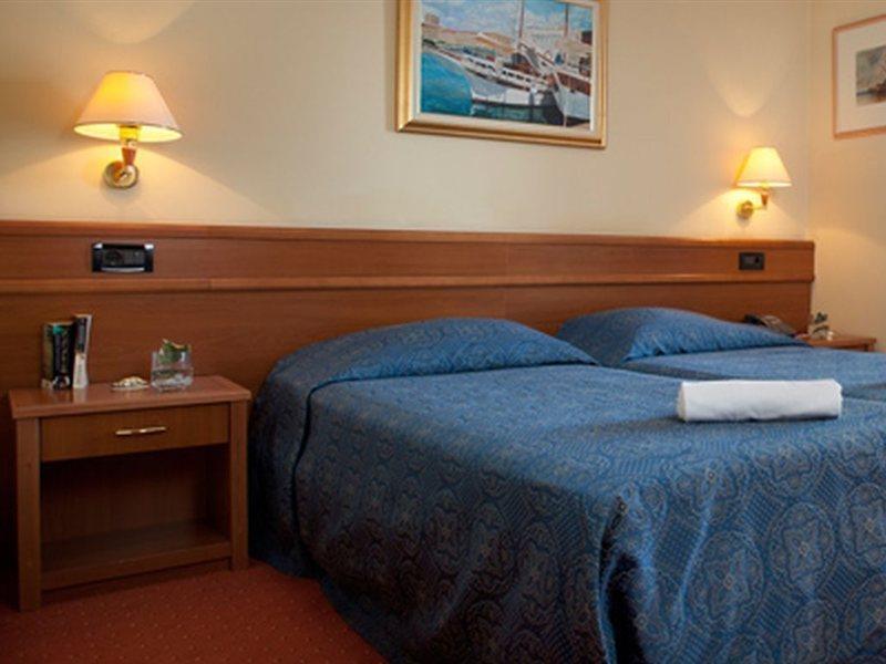 Hotel Kristal - Liburnia Opatija Luaran gambar