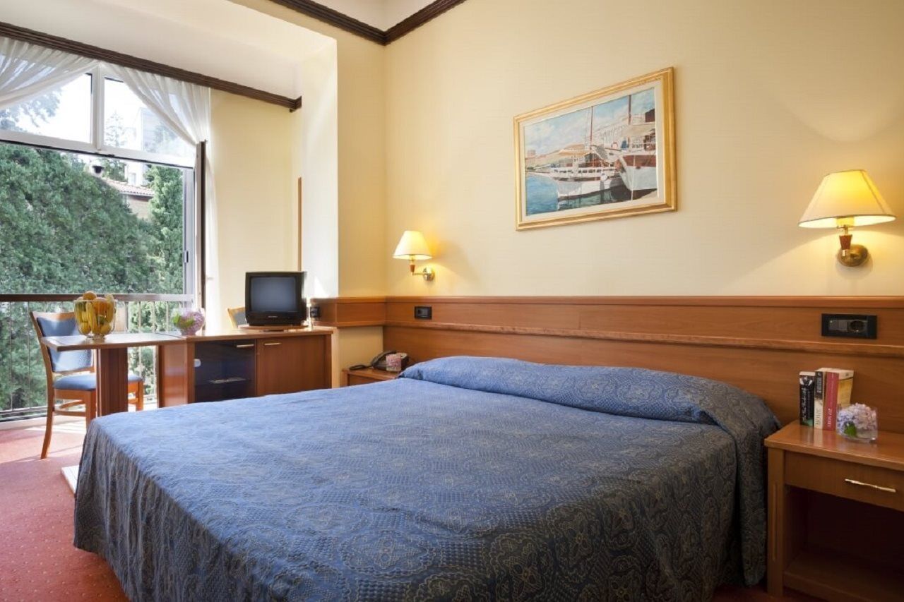 Hotel Kristal - Liburnia Opatija Luaran gambar
